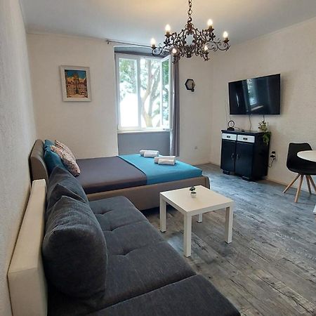רייקה Apartments Lena מראה חיצוני תמונה